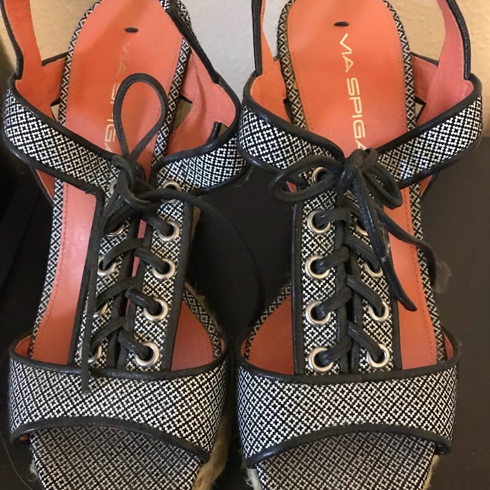 Via Spiga wedges in perfect shape.. worn once
